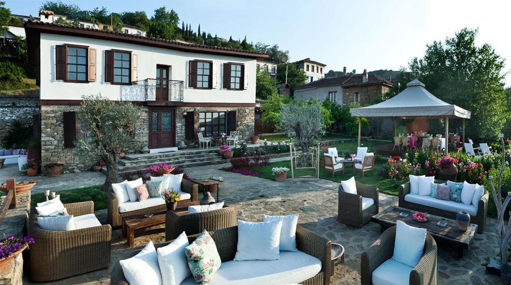 Şirince Güllü Konakları